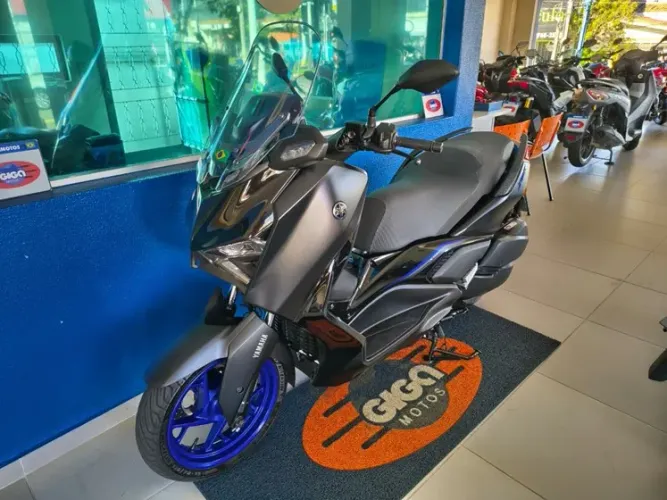 YAMAHA XMAX 300 CONNECTED ABS 2025/2026