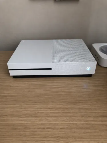Xbox one s para sair rápido aceito trocas