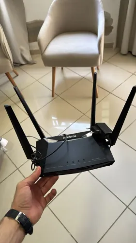 Roteador Wireless W5-1200G preto Intelbras