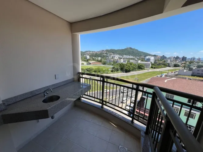 Apartamento de 75m² com 3 quartos no Pantanal