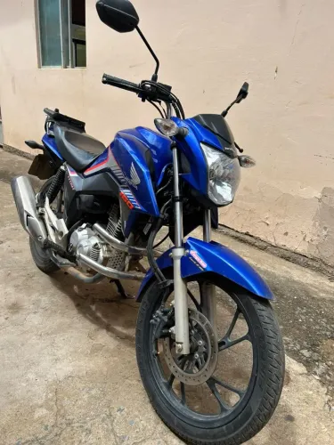 VENDE-SE MOTO HONDA TITAN