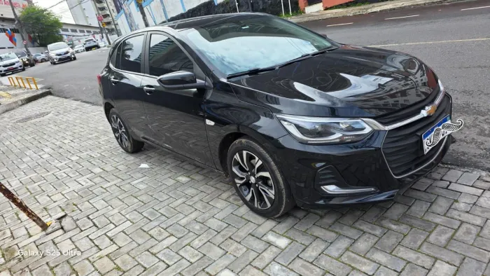Onix 2024 1.0 TB LTZ priem2 em perfeito estado. 