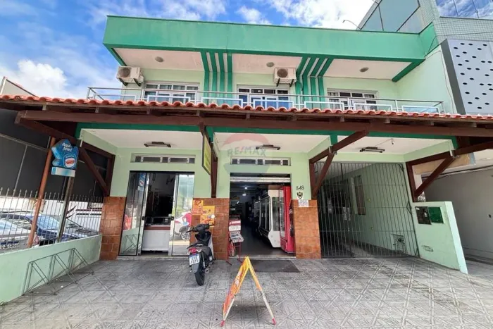 Comercio e Residência na Av. Sete, Oportunidade Única!"