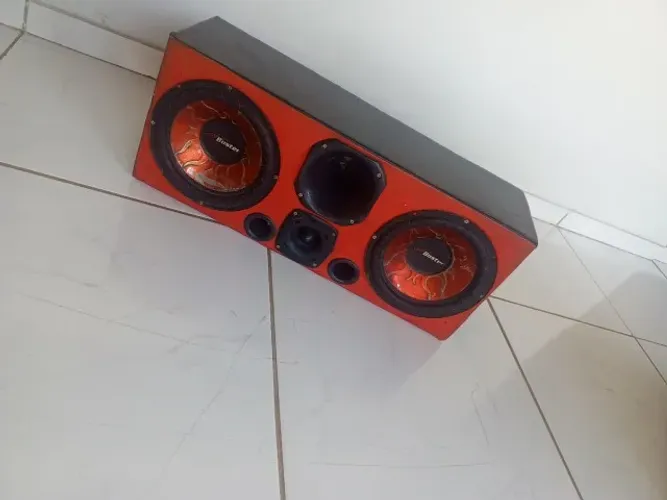 Caixa de Som Automotiva Dutada