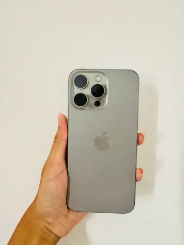 iPhone 15 PRO MAX chip fisico, eSim Garantia NF 256gb natural, 5G Anatel