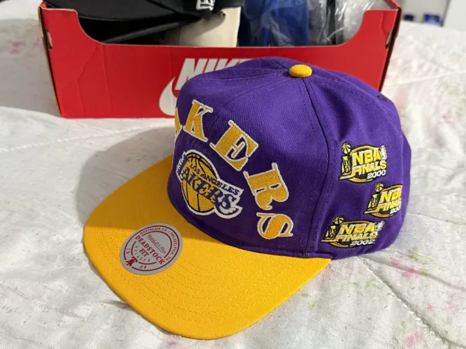 Boné Lakers Era Kobe Deadstock M&N