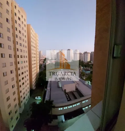 Espaçoso apartamento de 2 dormitórios e banheiro em Belenzinho - São Paulo por R$ 330.000