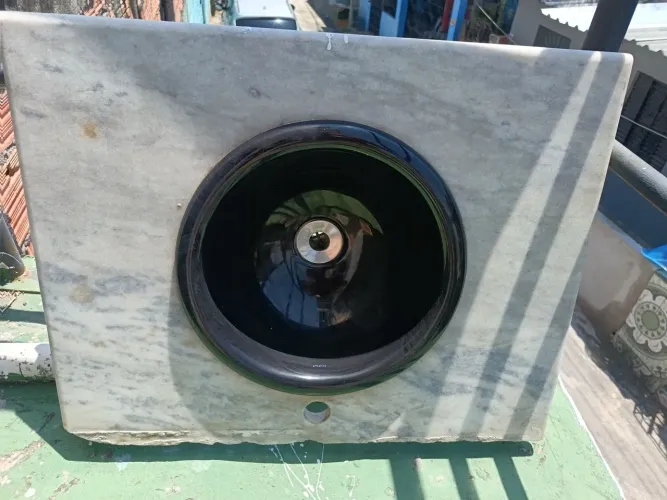 Vendo Pia de Banheiro Mármore