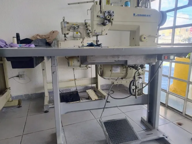 Máquina industrial Trespontadeira filé 2.200,00<br>Industrial