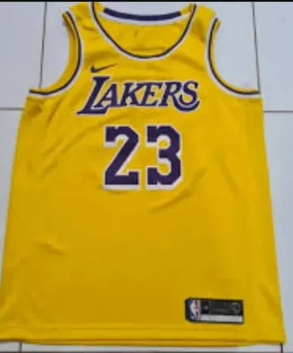Camisa oficial Lakers LeBron sem detalhes...