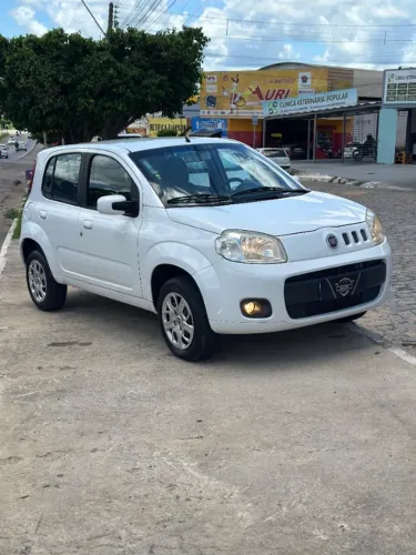Fiat Uno Vivace/rua 1.0 EVO Fire Flex 8V 5P 2011