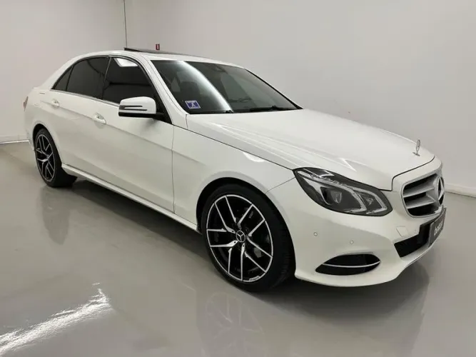 Mercedes-Benz E-250 CGI Avantgarde 2.0 TB 211cv Aut. 2014