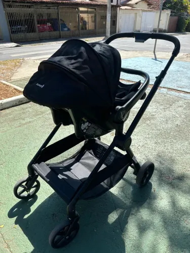 Carrinho de bebê - Travel System Magnific Trio