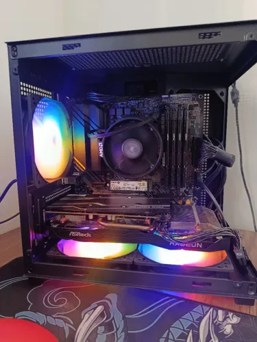 PC Gamer Ryzen 5 5500 + RX 7600 + 32GB RAM