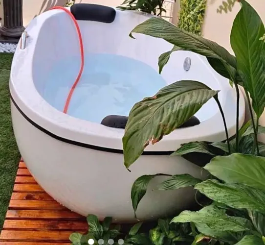 Banheira, Ofurô, SPA, para 2 pessoas!