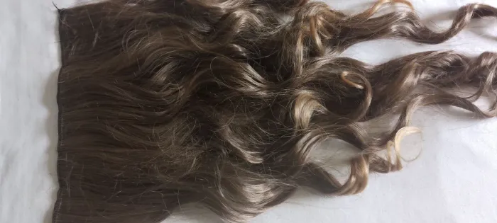 Apliques de cabelo tic tac.