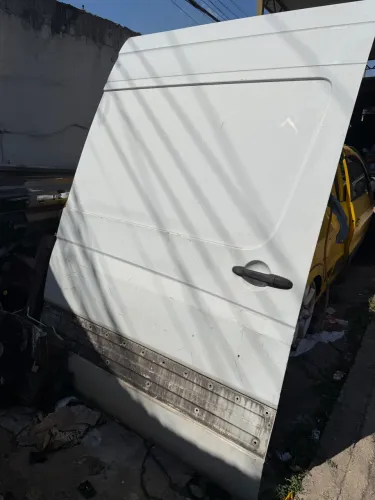 Vendo porta van sprinter 2016