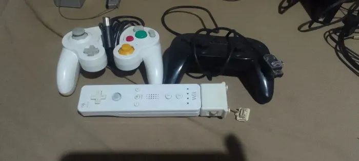 Nintendo Wii , 3 Controles Para Wii (Usado)