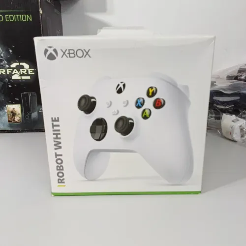 Vendo Controle Sem Fio Xbox Series X/S Robot White Original Com Caixa Semi novo