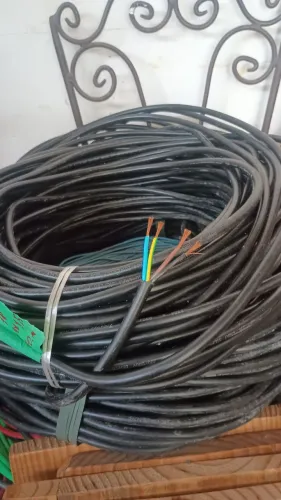 Cabo pp 41,5 Sil R$1. 10,00 metro