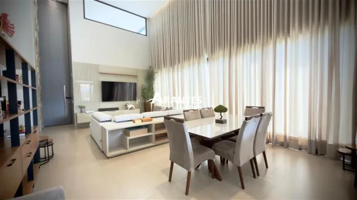 Casa em condomínio com 220,37m² 4 quartos à venda no Cyrela Buritis