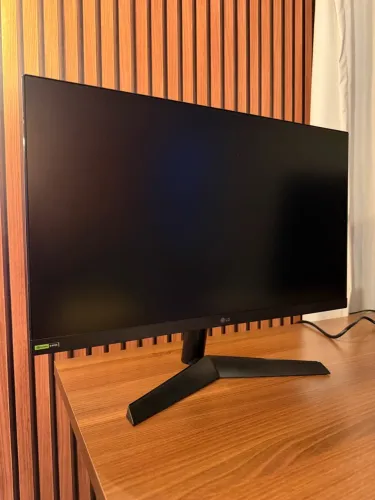 Monitor Gamer LG 24" Ultragear 180Hz