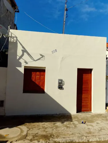 Aluga-se essa casa, Endereço: avenida juracy Magalhães, n°303, bairro centro, itaberaba-ba