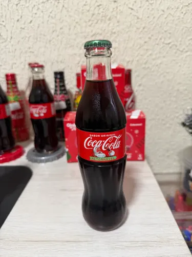Garrafa Coca cola retornável de 290ml - edição Natal 2025