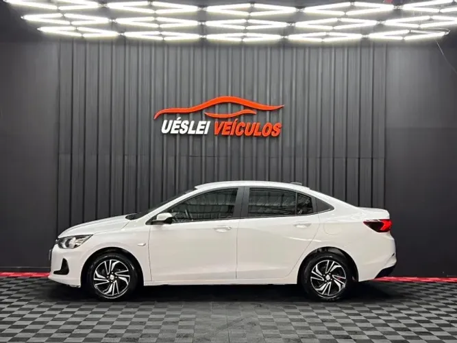 Chevrolet Onix Plus LT 1.0 12V Flex Mec. 4P 2025