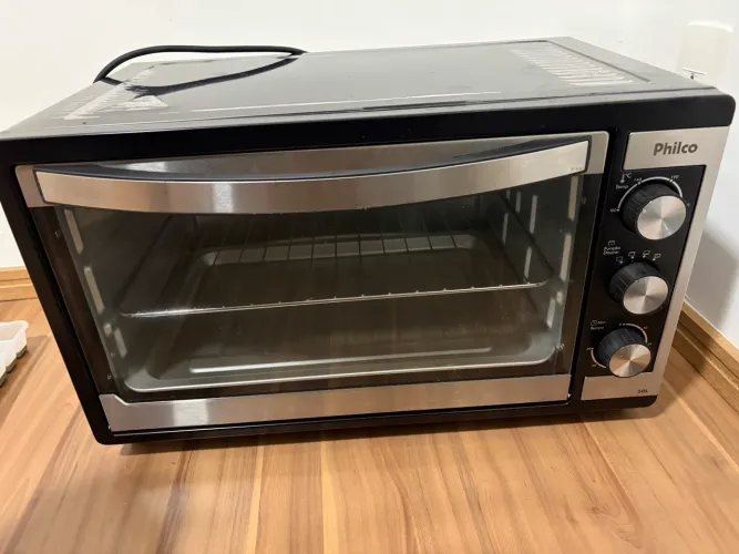Forno elétrico Philco 50 litros seminovo