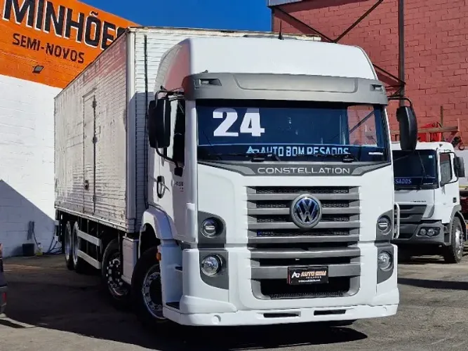vw 30320 constellation 8x2 leito teto alto km baixo bau de 8,50 metros 