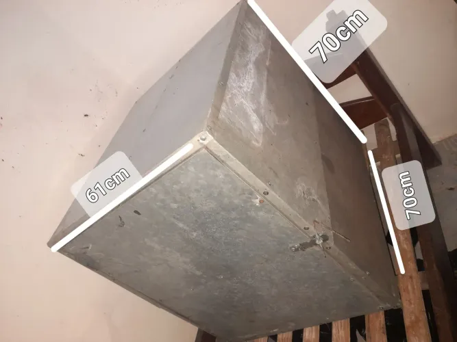 Caixa galvanizada para moto
