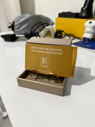 Par de aliança ouro 18K (23 e 17)