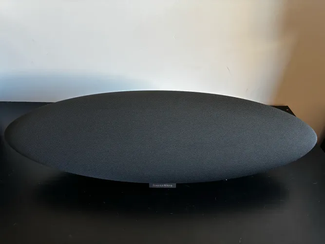 Bowers and Wilkins b&w Zeppelin Wireless