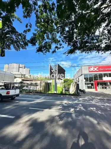 Excelente lote comercial na Catalão  505 m²; - dupla frente