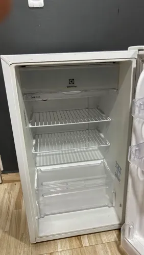 Frigobar Electrolux 122 L 110 V