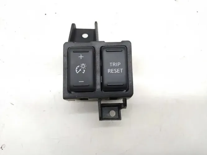 Botao Trip Reset Luz Nissan Frontier 2017 Preto