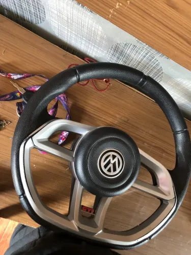 Vendo volante da Voyage