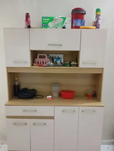 Armário de cozinha em perfeito estado