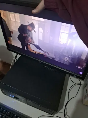 Computador i3 6 gb memória com monitor, teclado e mouse