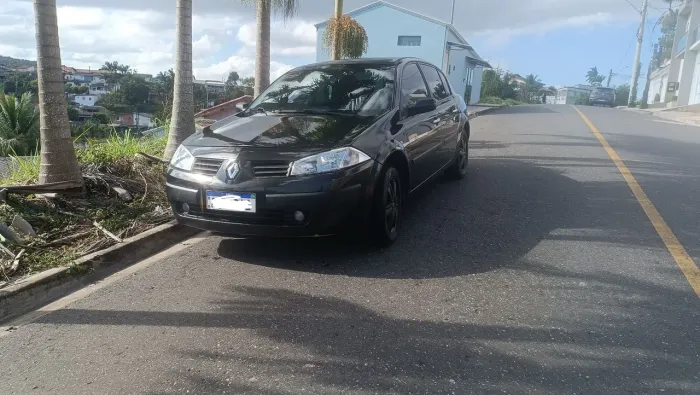 Renault Megane Sedan Dynamique 2.0 16V Mec. 2008