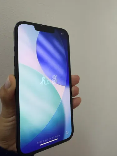 iPhone 13