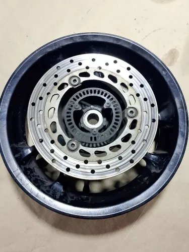 Roda traseira nmax 2018 usado 