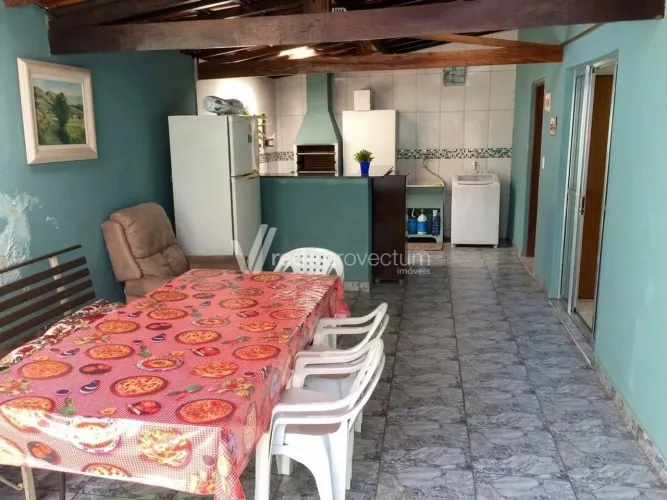 Casa à Venda em Vinhedo/SP  Conforto, Espaço e Área Gourmet