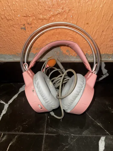 Fone gamer rosa RGB