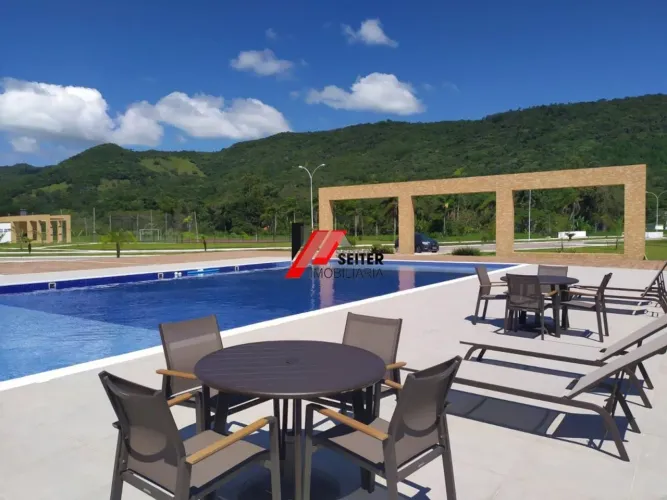 Terreno à venda de 400m² no Condomínio Residencial Villa Ratones