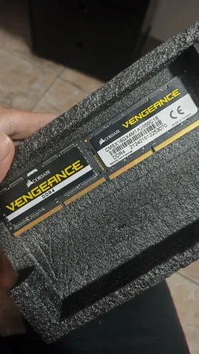 Memória RAM Corsair Vengeance DDR4 16GB 2666MHz