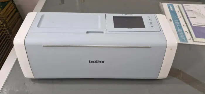 Máquina De Recorte Brother Sdx225 Scanncut C/scanner 127v Cinza