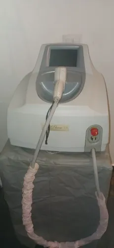 Aparelho de Depilação a Laser LightSheer ET400