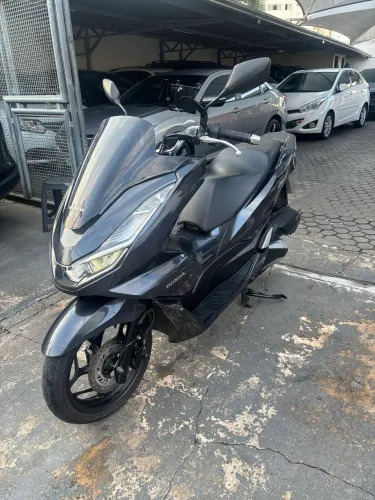 Honda PCX 22/23 160 Único Dono 10350 km